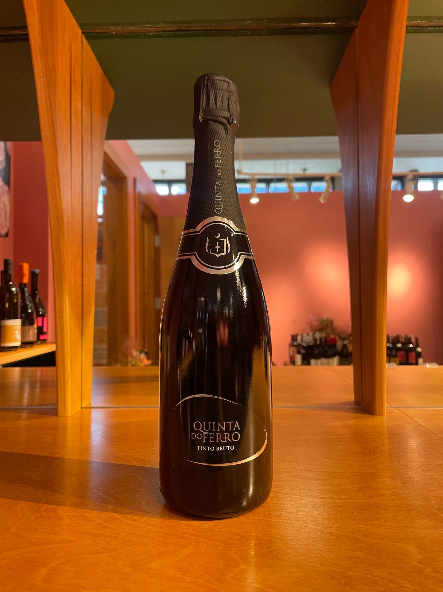 Quinta do Ferro, Viñhao Sparkling Red NV